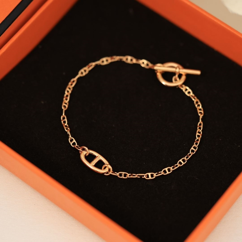 H**me5 bracelets
